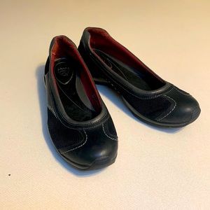 Ariat Black and Red Women's Shoes